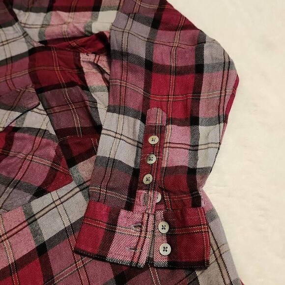 Intro Women's Plus Size 1X V Neck Button Front Maroon Plaid Flannel Top - Picture 6 of 12